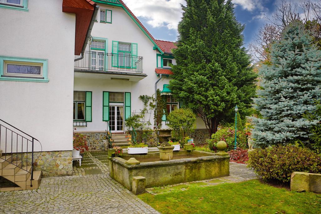 Hotel Garden Boleslawiec  Luaran gambar